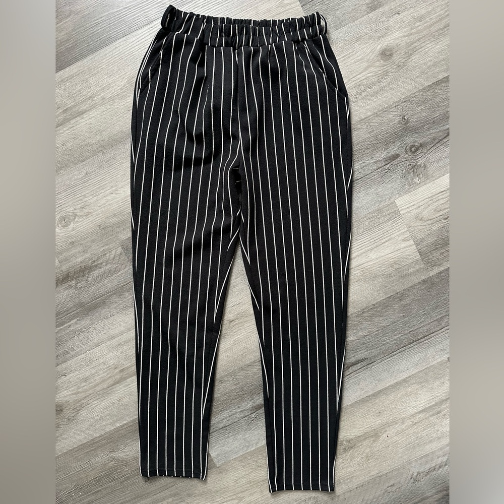 🌻 Pinstripe Dress Pants 🌻